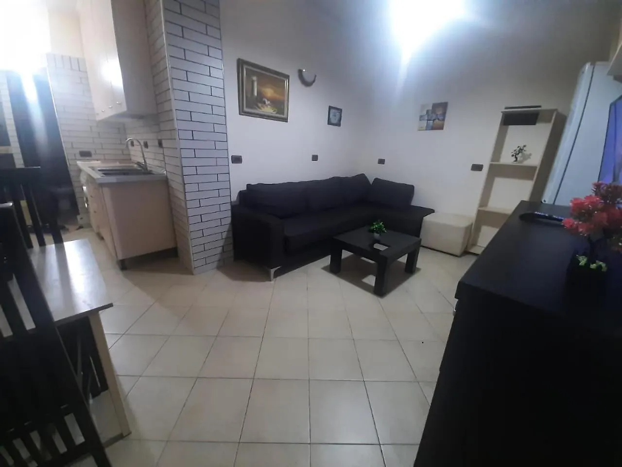 Lovely Appartament 1-4 Gjm Tirana Apartment