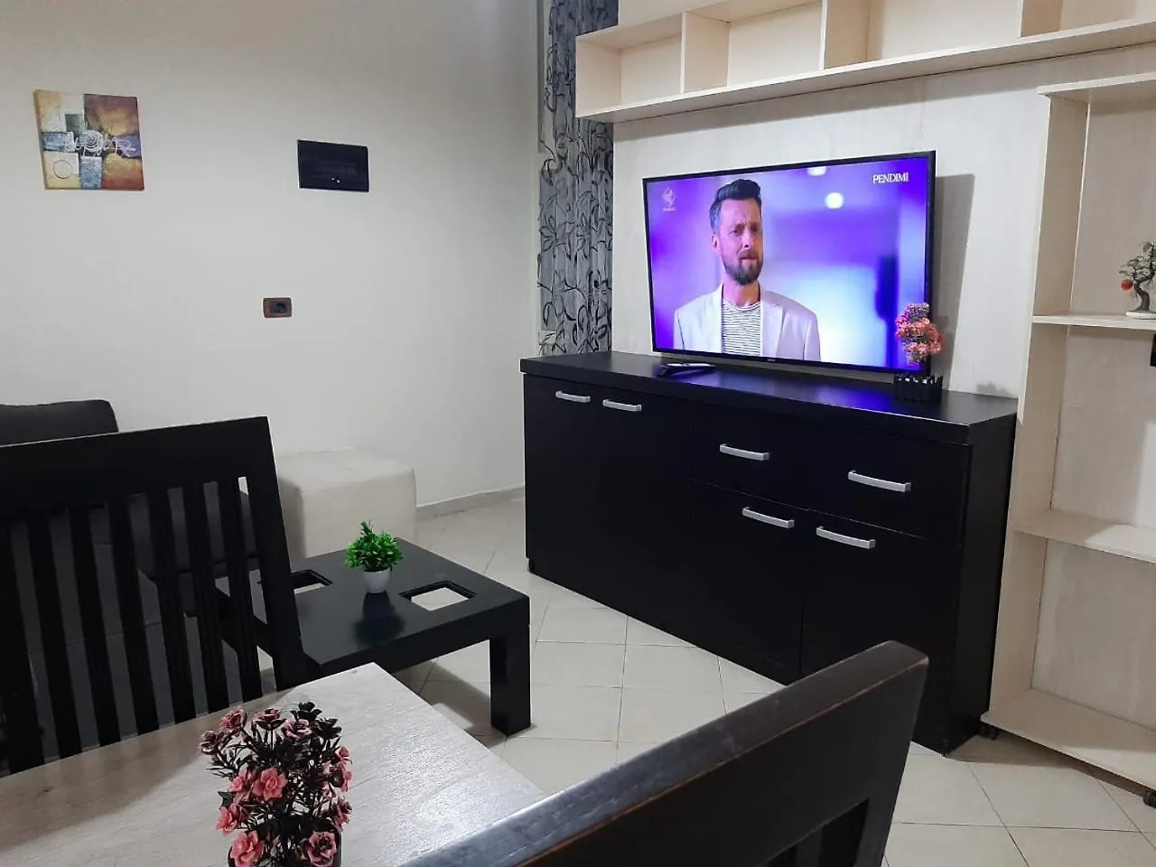 Apartment Lovely Appartament 1-4 Gjm Tirana Albania