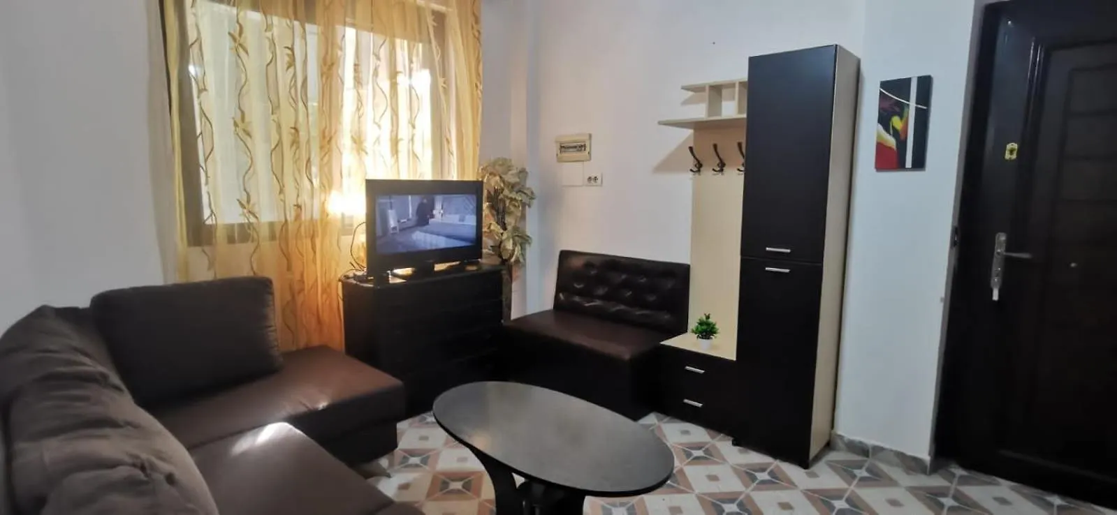 Apartment Lovely Appartament 1-4 Gjm Tirana